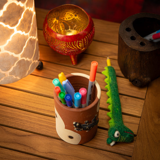 Étui à crayons en feutre Memphré fait main