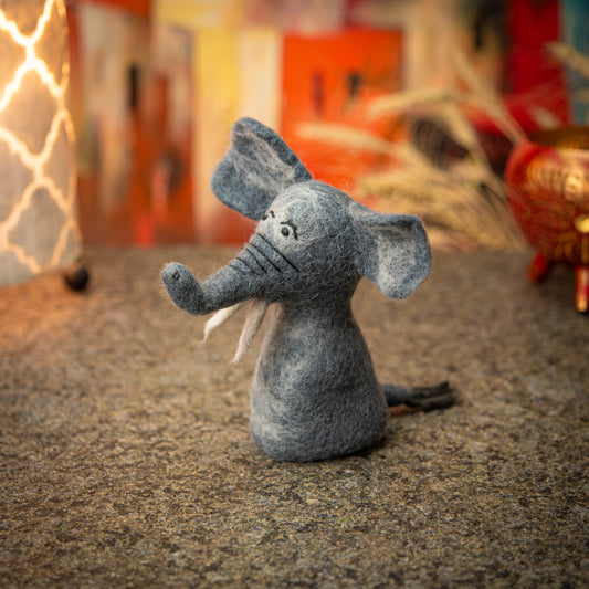 Marionnette/Chauffe-oeufs Éléphant en feutre fait main