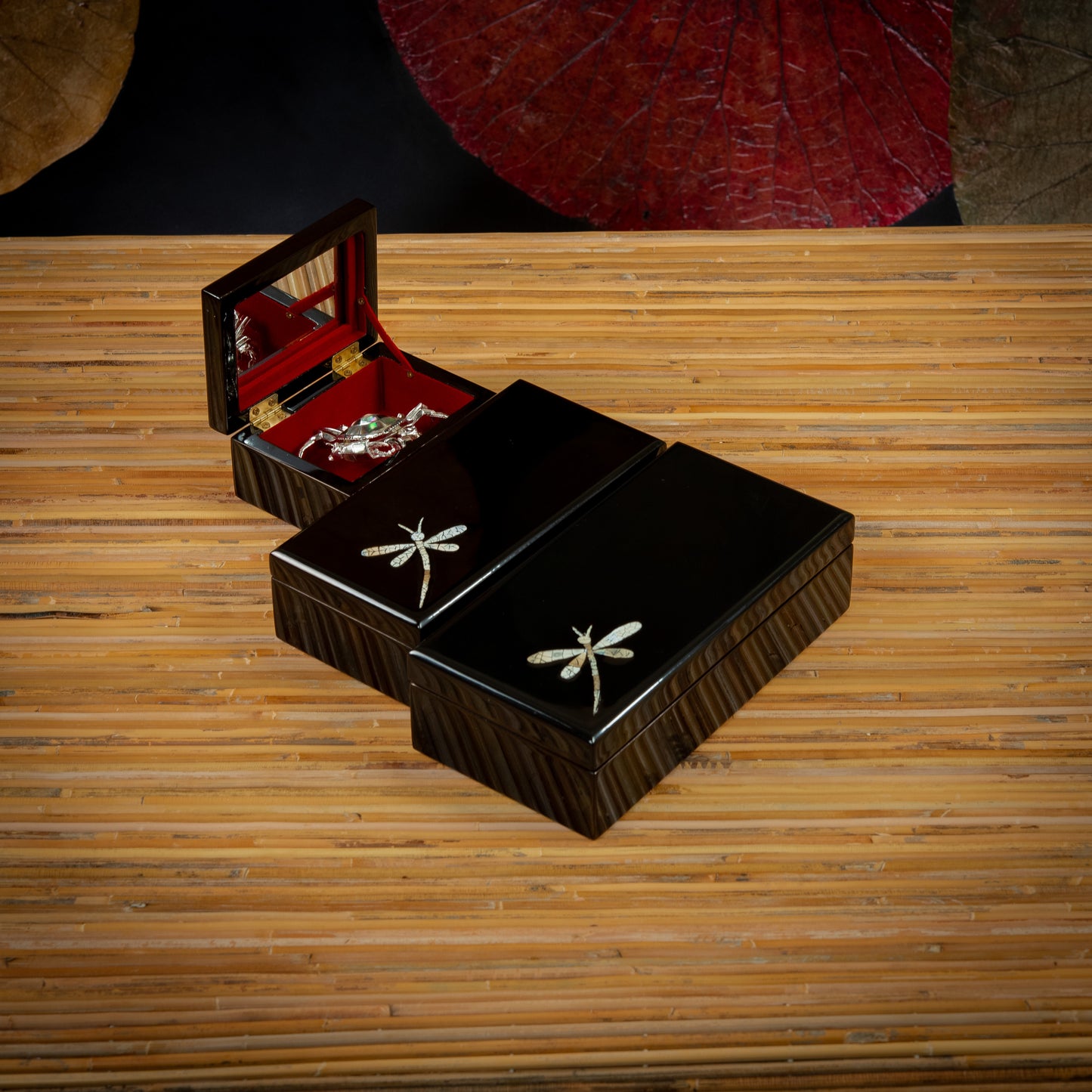 Dragonfly Design Rectangle Lacquer Jewelry Box with Mirror and Egg Shell