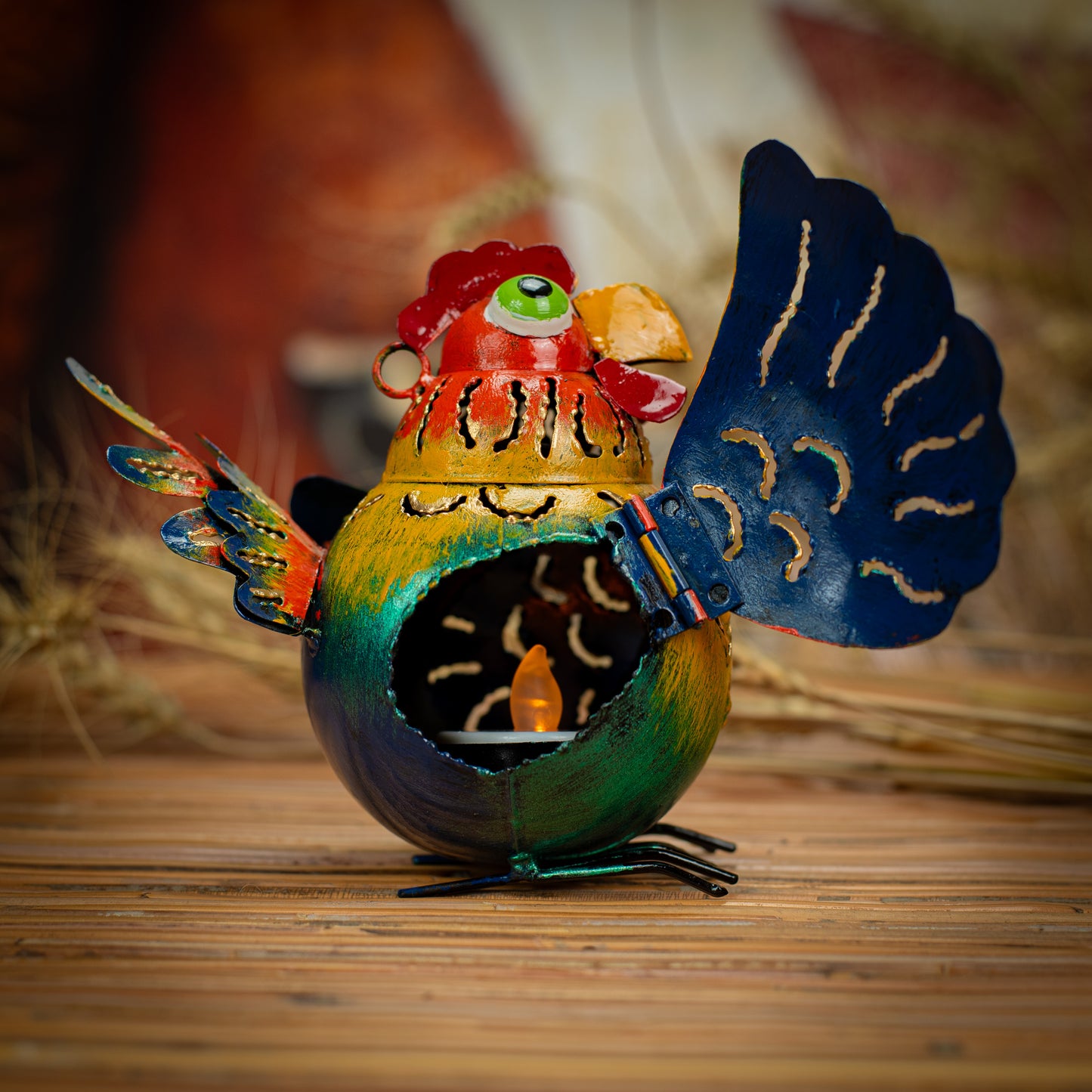 Hanging Metal Hen Lantern
