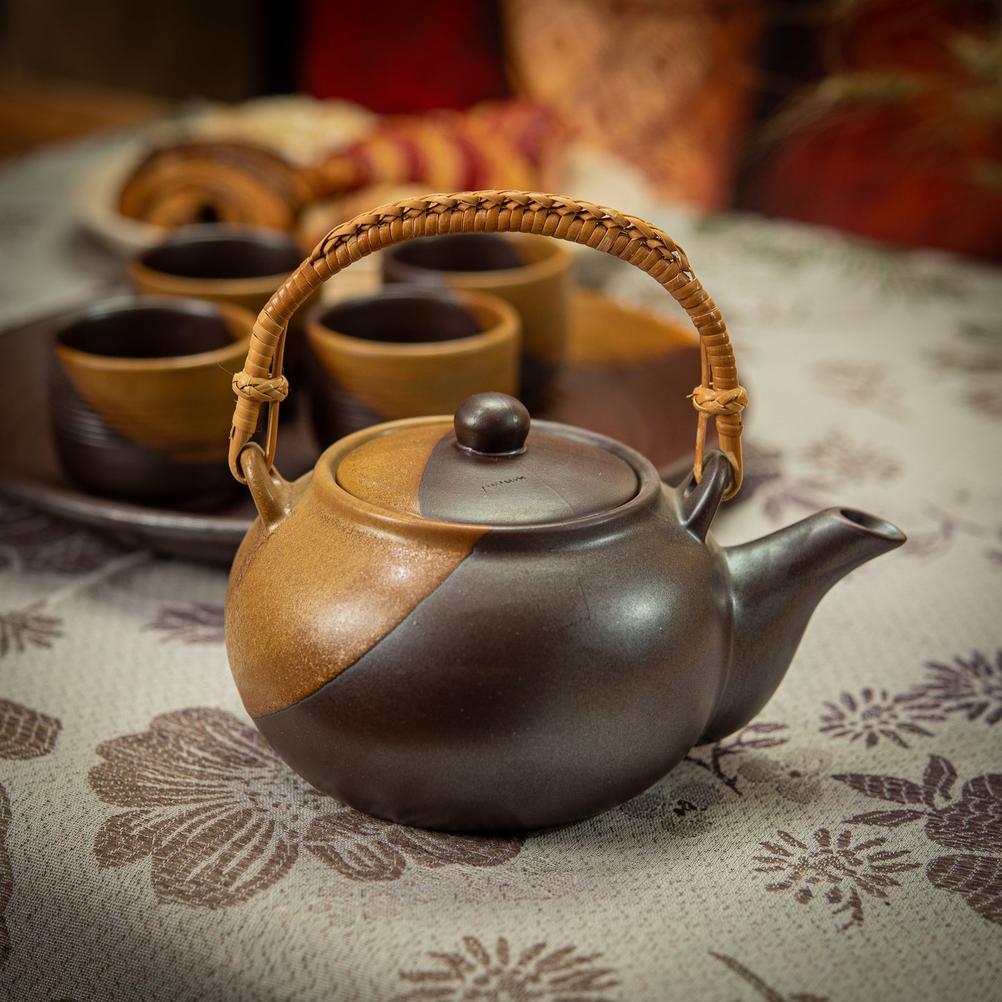 Satin Brown and Cream Tea Set with Plate & 4 Cups