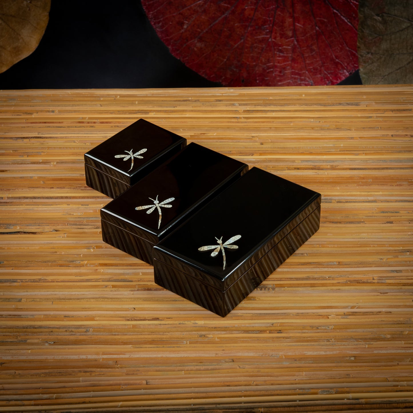 Dragonfly Design Rectangle Lacquer Jewelry Box with Mirror and Egg Shell
